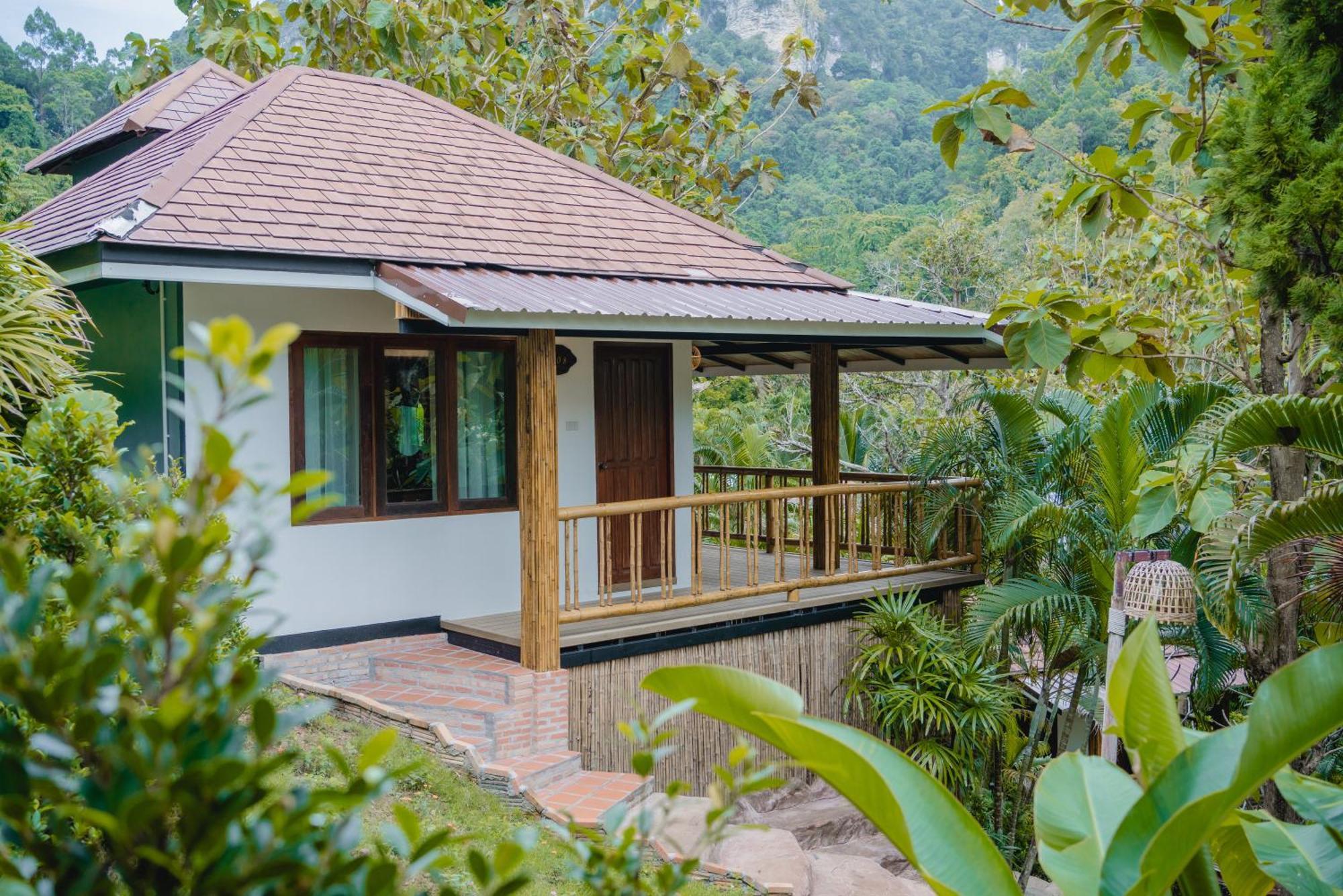 Railay Phutawan Resort Bagian luar foto